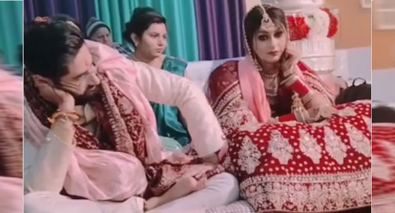 bride-and-groom-got-bored-on-the-pavilion-watch-viral-video