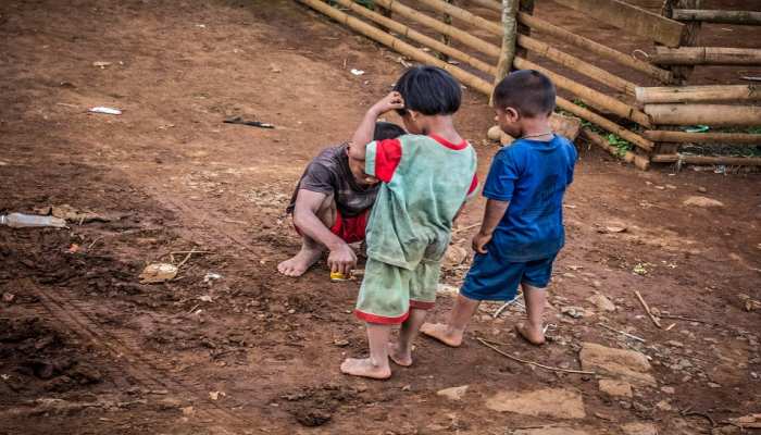 kids play in mud