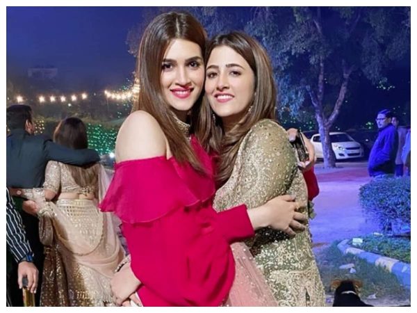 Kriti Sanon And Nupur Sanon Newstrend