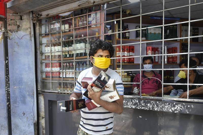 Delhi wine shop