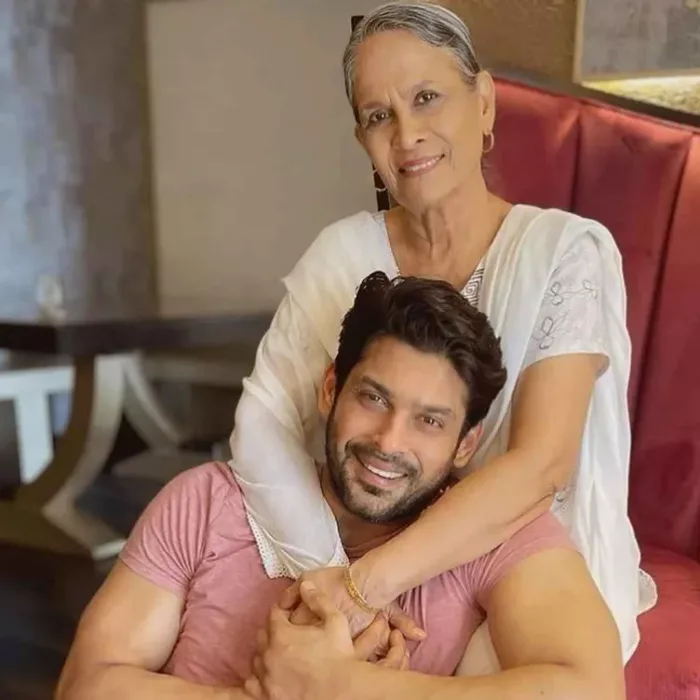 sidharth shukla mother